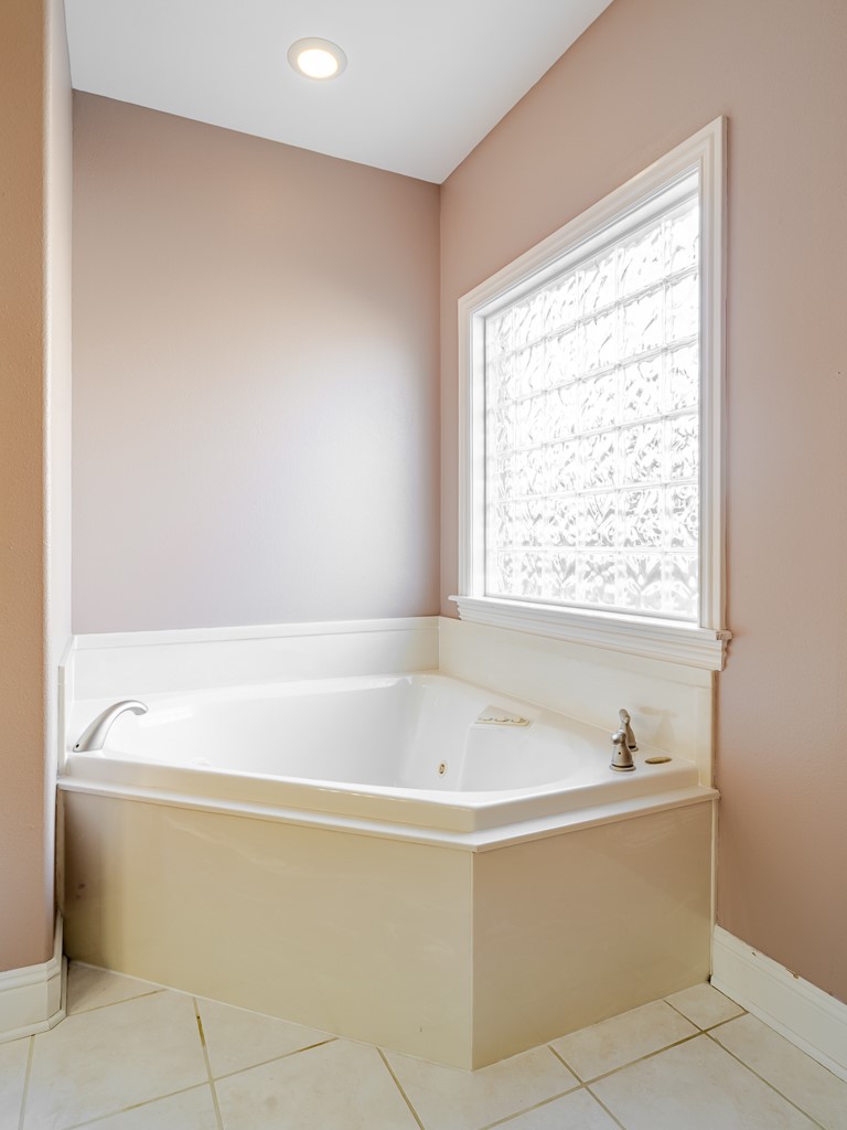 Pleasant View Estates Blk 9 Bentonville - Residential Lease