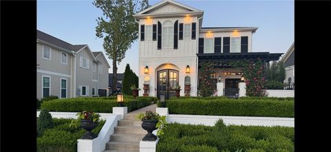 Photo of 102 NE F Street, Bentonville, AR 72712 (MLS # 1331143)