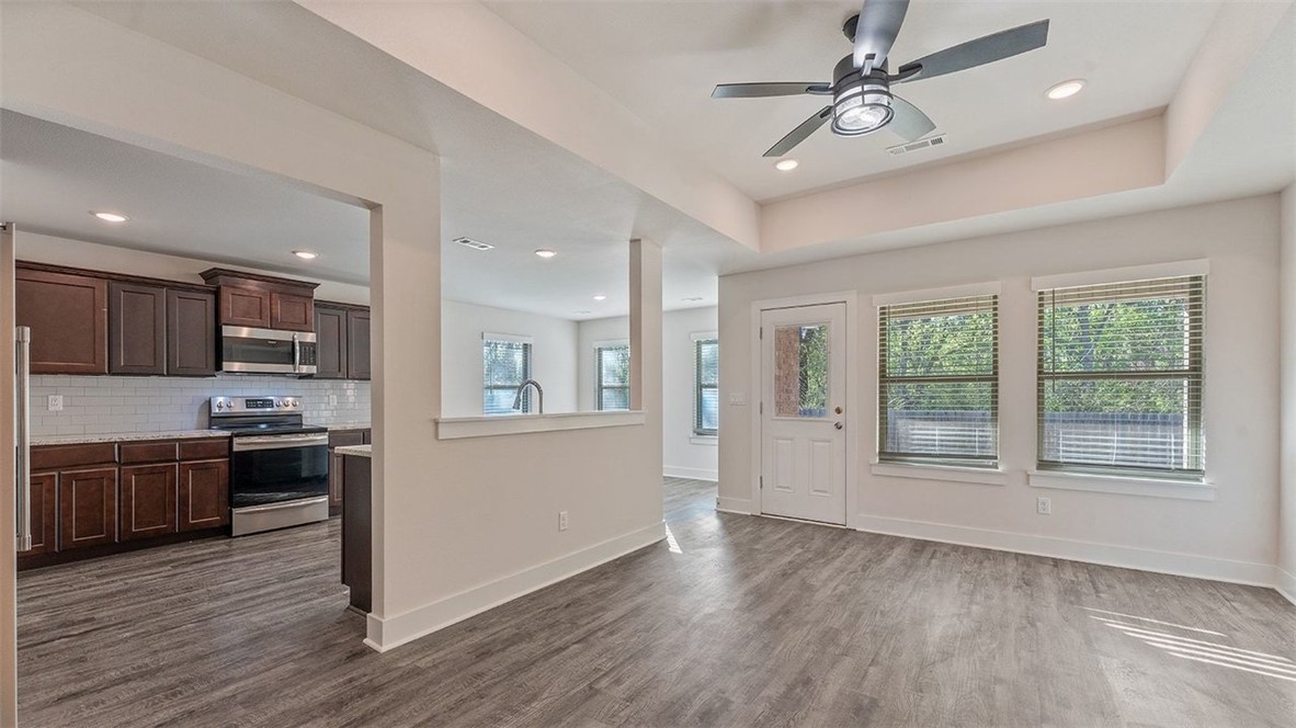 Springhill Sub Gentry - Residential