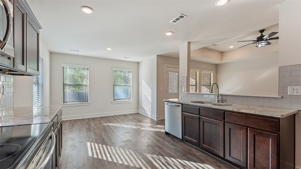 Springhill Sub Gentry - Residential