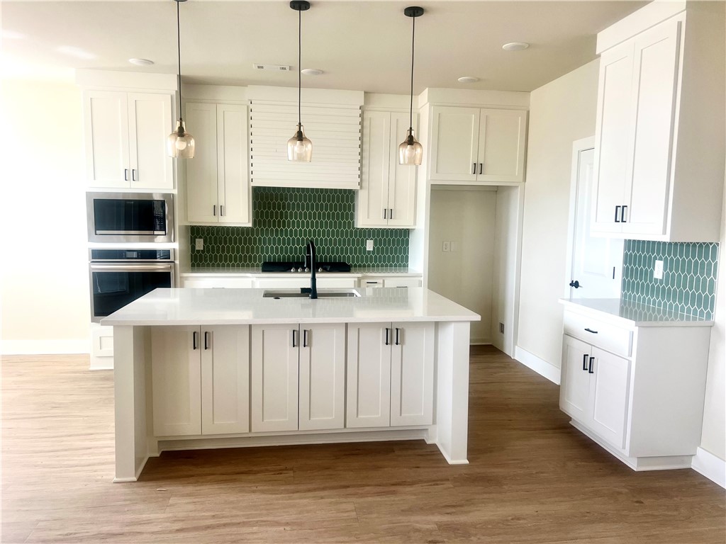 Paradise Park Sub Centerton - Residential Lease