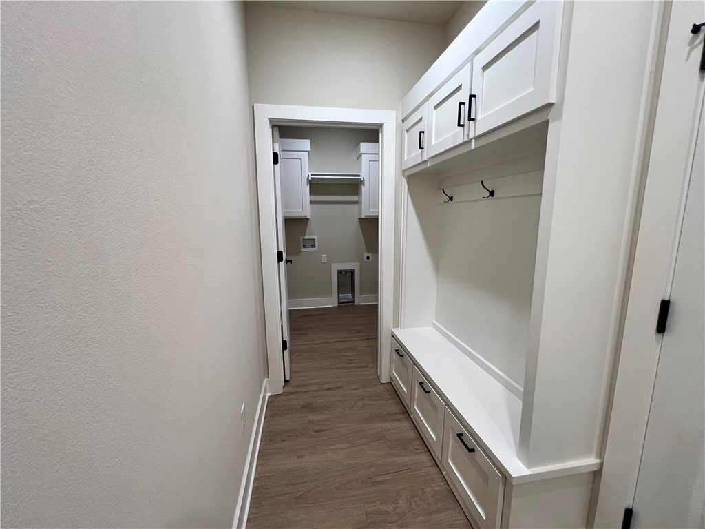 Paradise Park Sub Centerton - Residential Lease