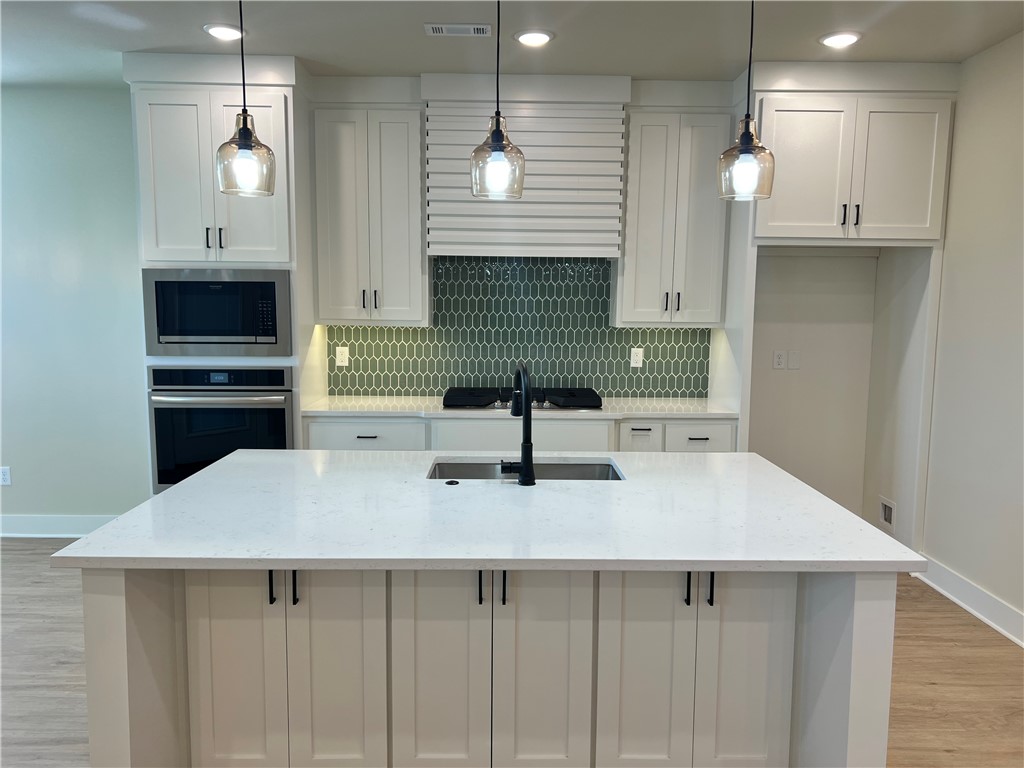 Paradise Park Sub Centerton - Residential Lease