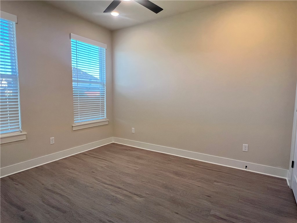 Paradise Park Sub Centerton - Residential Lease