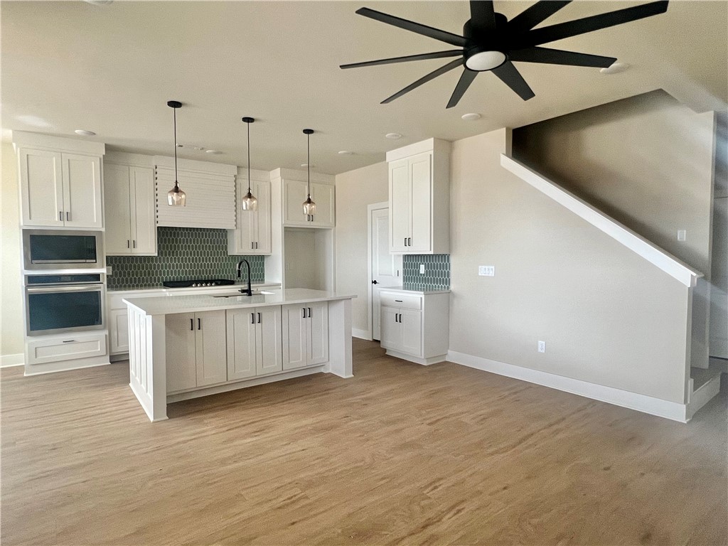 Paradise Park Sub Centerton - Residential Lease