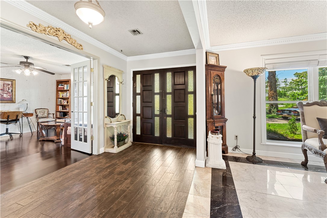 13-19-30 Rogers - Commercial Sale