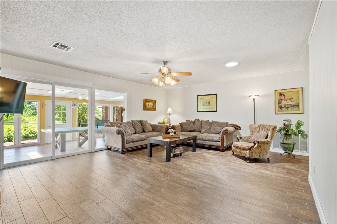 13-19-30 Rogers - Commercial Sale