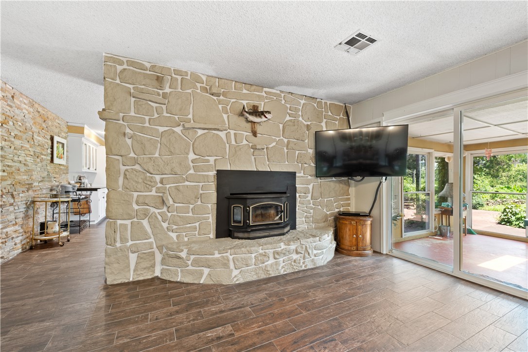 13-19-30 Rogers - Commercial Sale