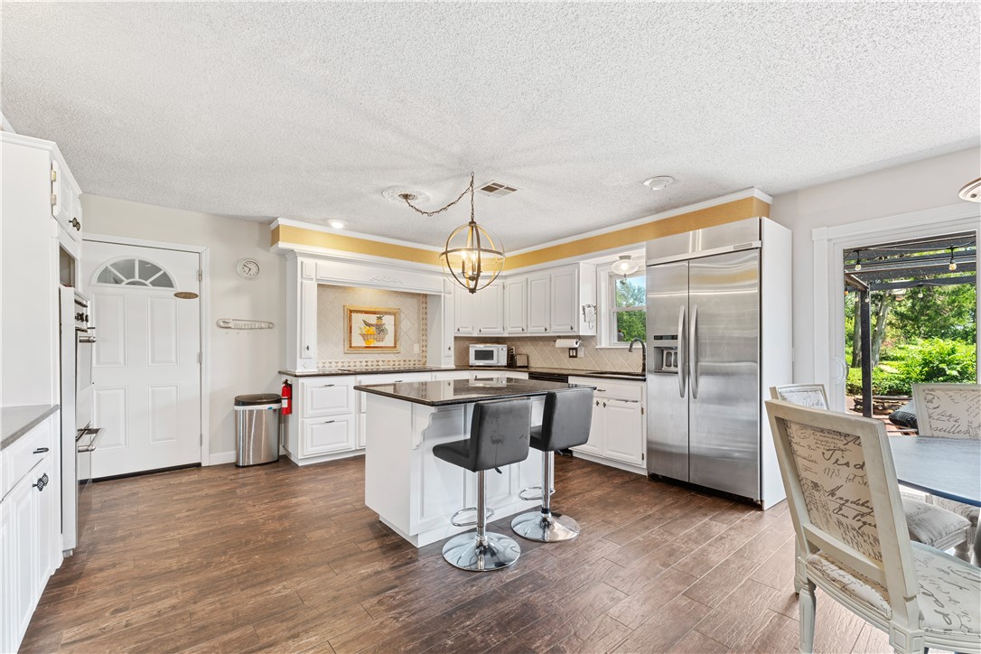 13-19-30 Rogers - Commercial Sale