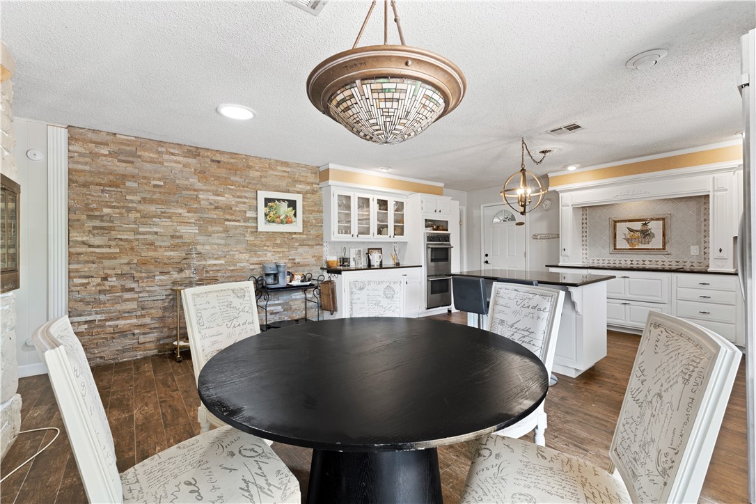 13-19-30 Rogers - Commercial Sale