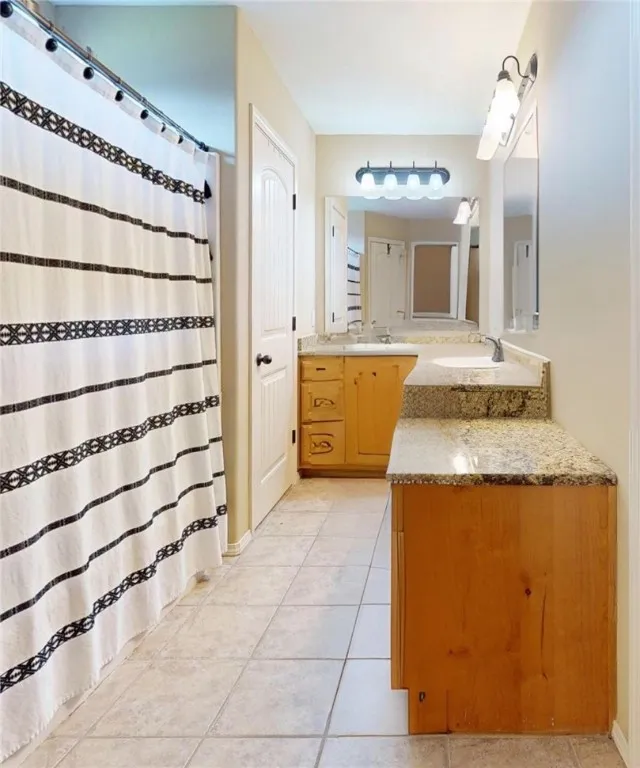 Pea Ridge, Arkansas 72751, United States, 3 Bedrooms Bedrooms, ,2 BathroomsBathrooms,Residential,Active,217352