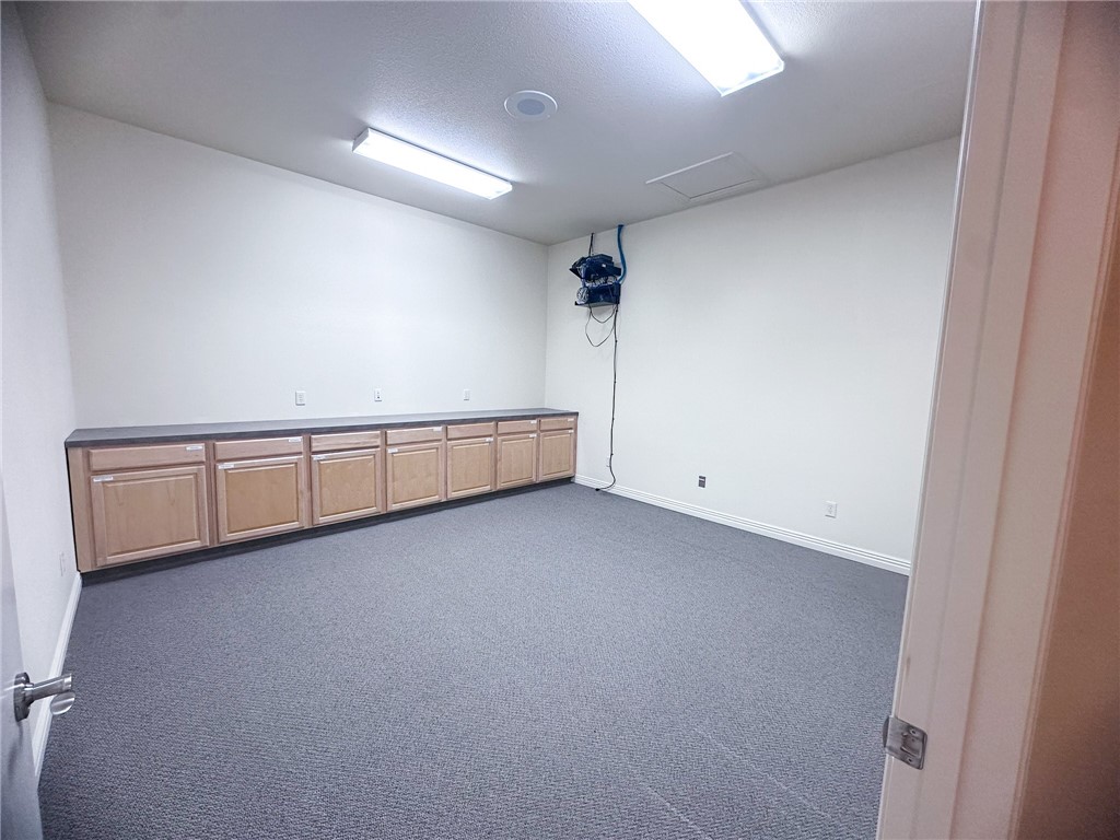 Avignon Sub Bentonville - Commercial Lease