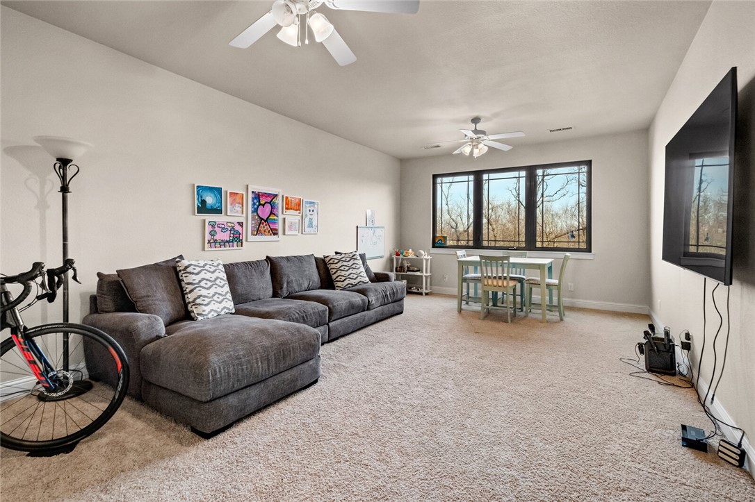 Ridgewood Sub Cave Spgs - Residential