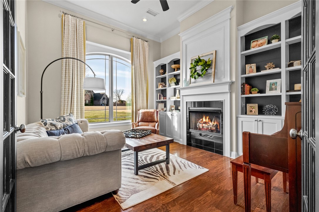 Ridgewood Sub Cave Spgs - Residential