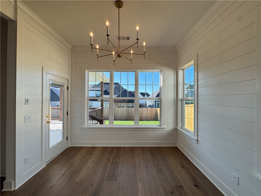 Crescent View - Residential