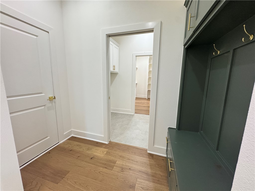 Crescent View - Residential