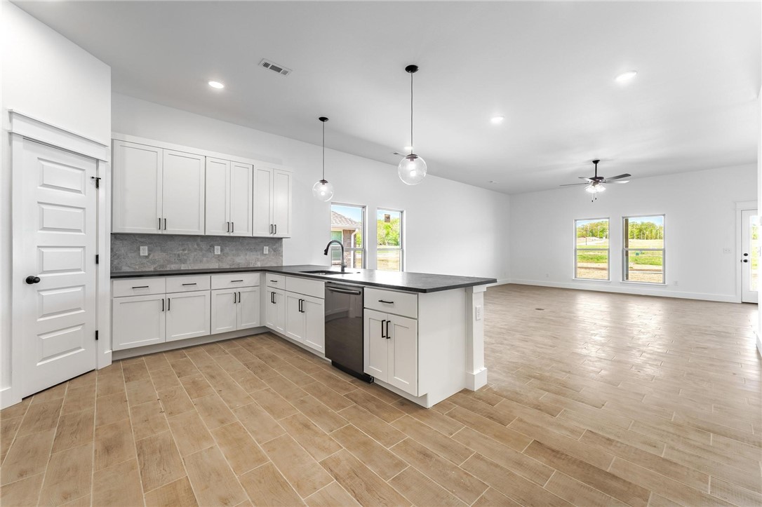 Hillcrest - Residential