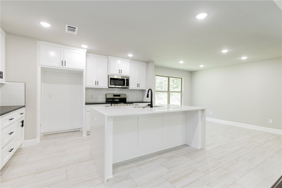 Jura Sub Bvv - Residential