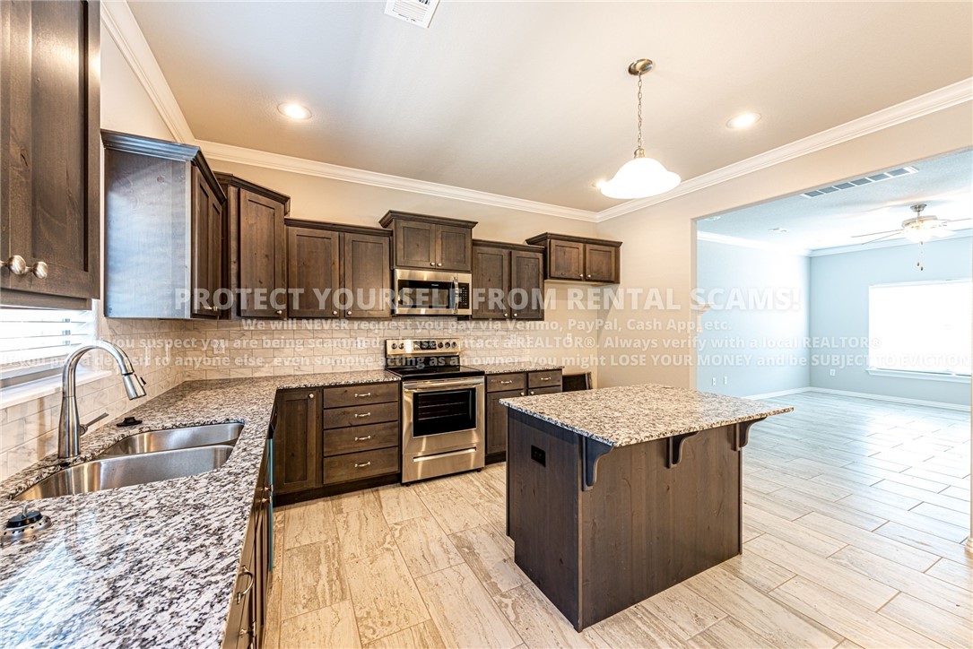 Chelsea Point Ii Rogers - Residential Lease