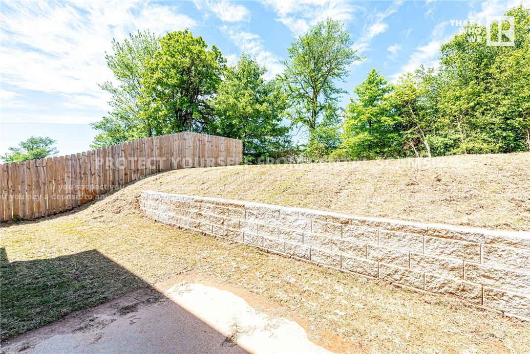 Chelsea Point Ii Rogers - Residential Lease