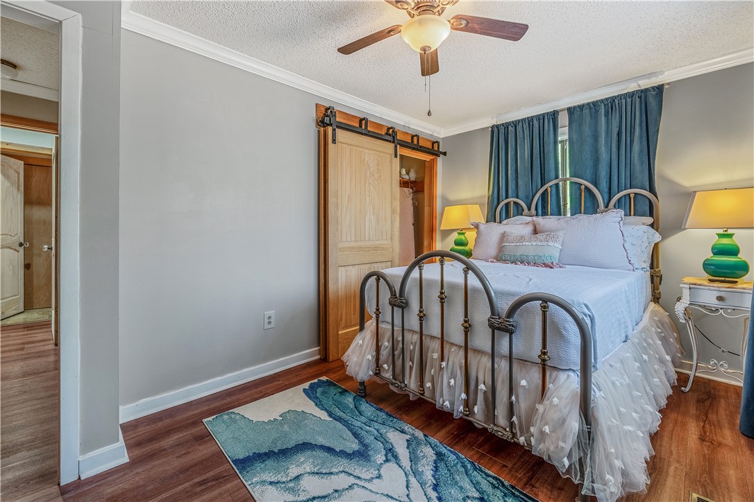 EMERALD COVE - Residential