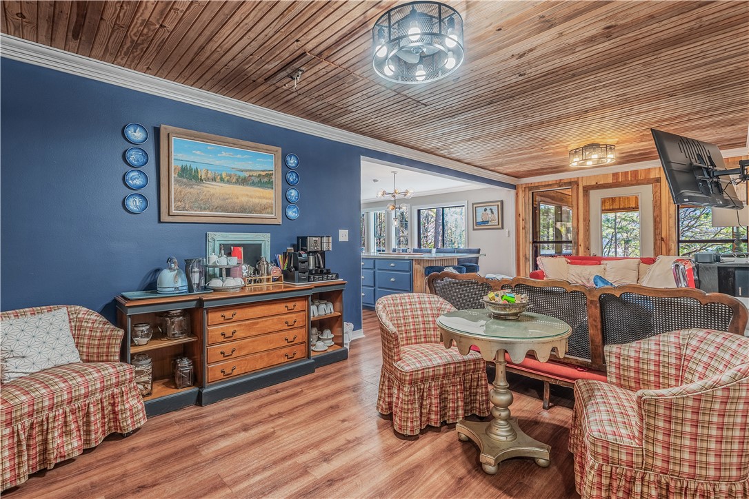 EMERALD COVE - Residential