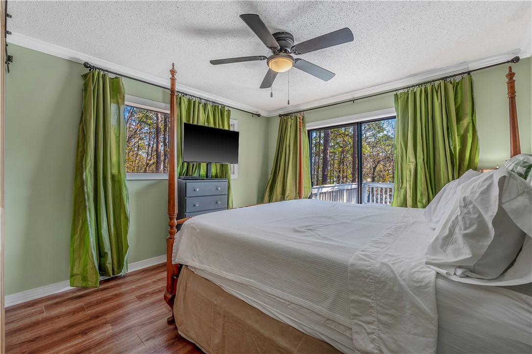 EMERALD COVE - Residential