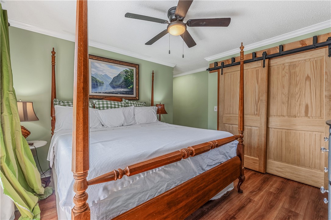 EMERALD COVE - Residential