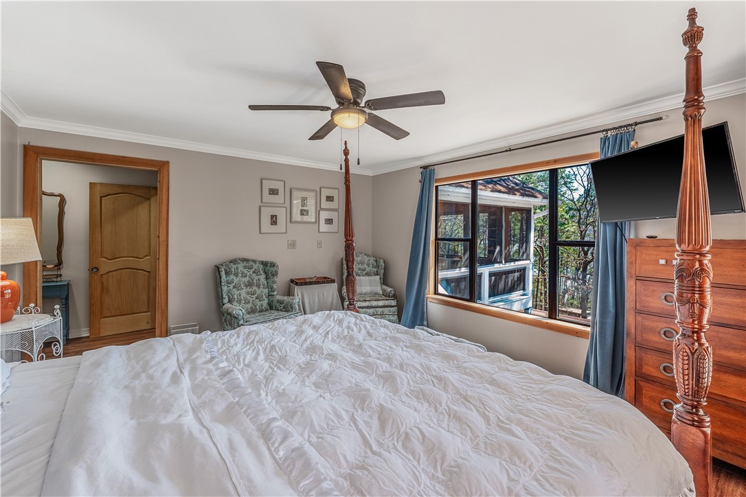 EMERALD COVE - Residential