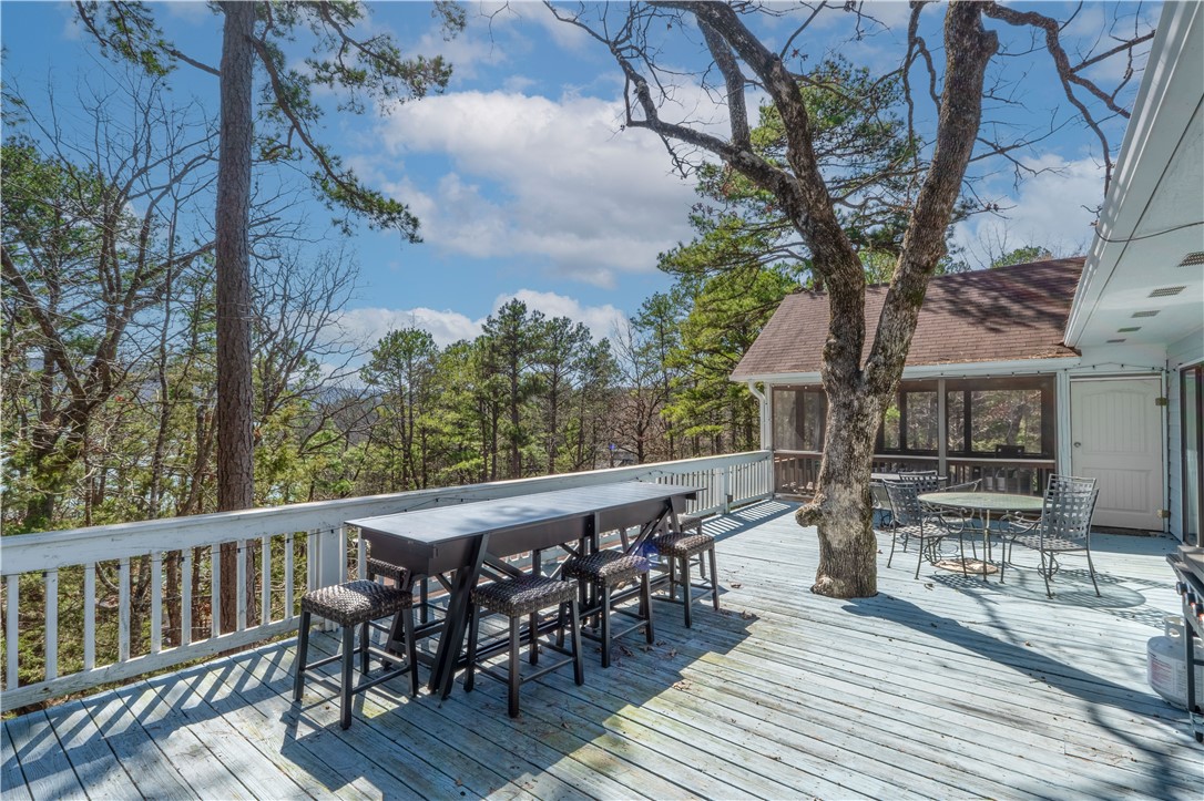 EMERALD COVE - Residential