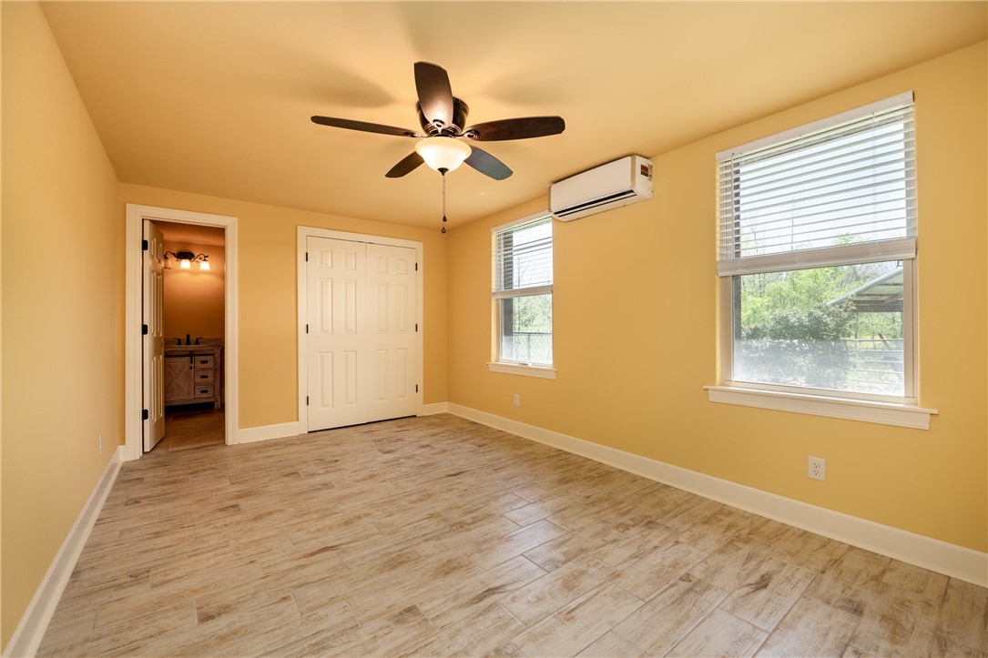 09-19-32-RURAL - Residential