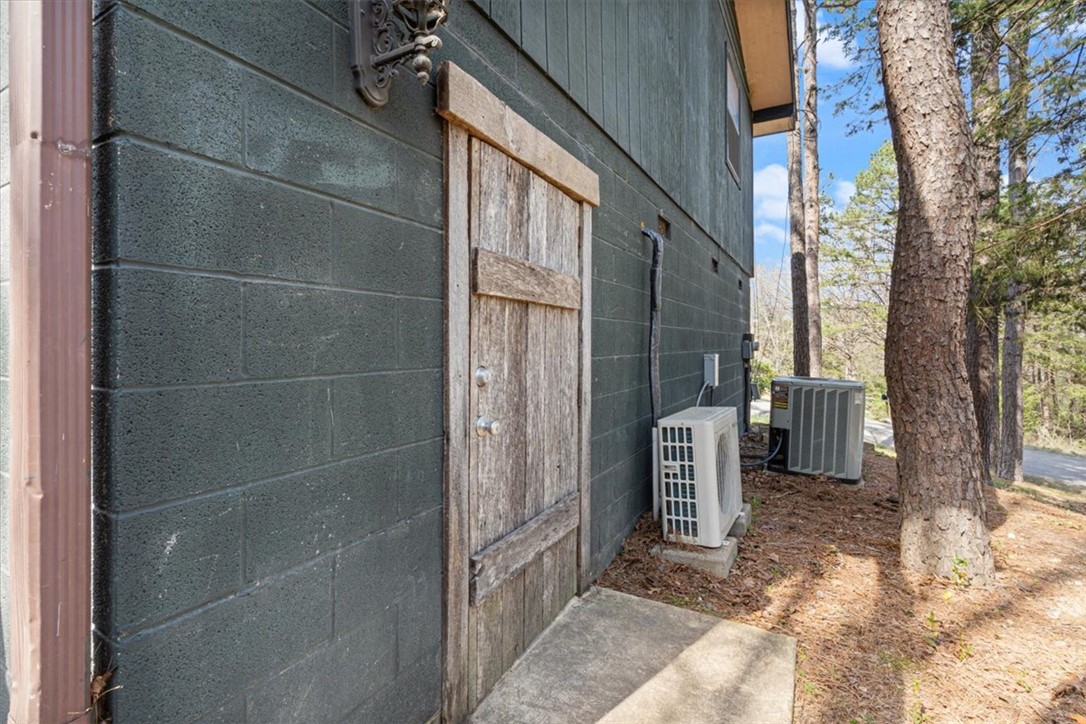 Unit 1 Holiday Island - Residential