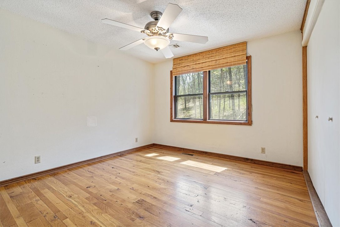 Unit 1 Holiday Island - Residential