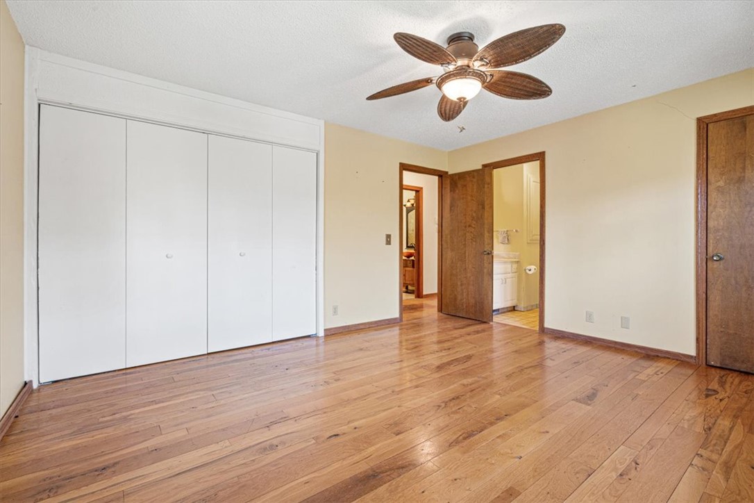 Unit 1 Holiday Island - Residential