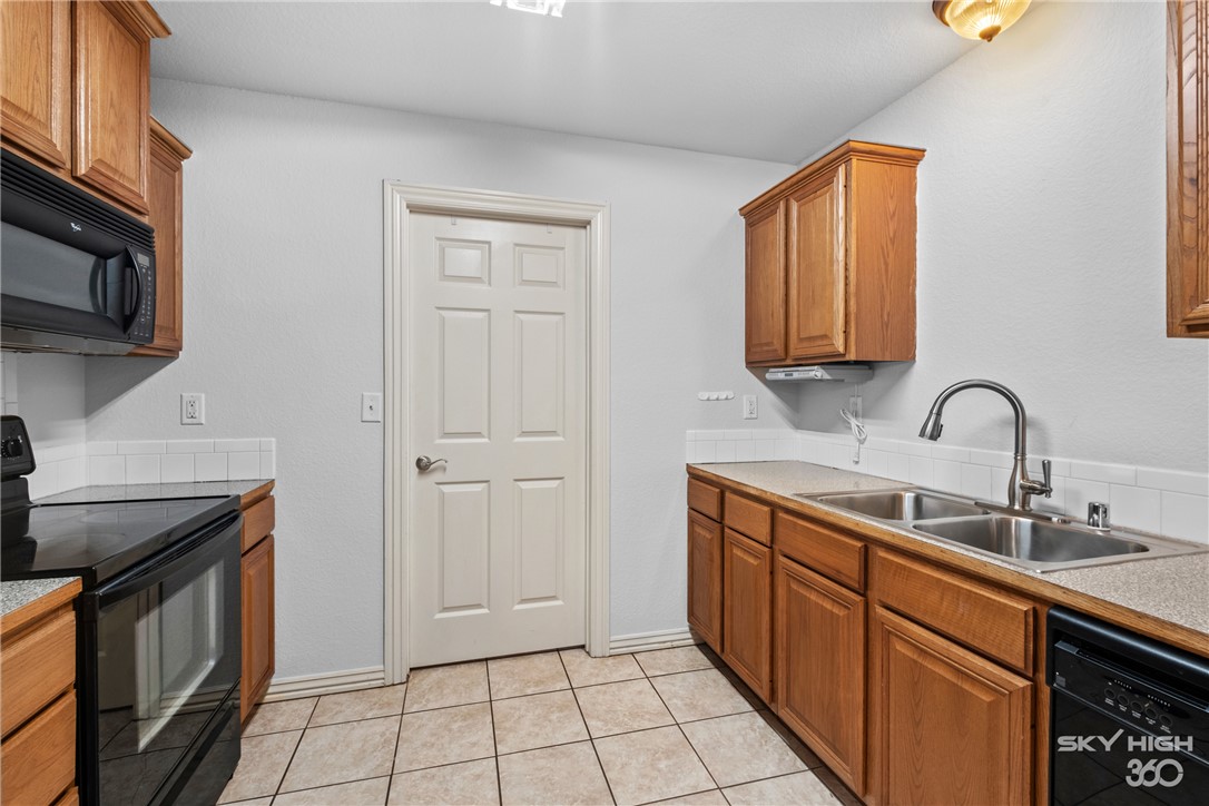 Centerpoint Sub Ph 9 Centerton - Residential Lease
