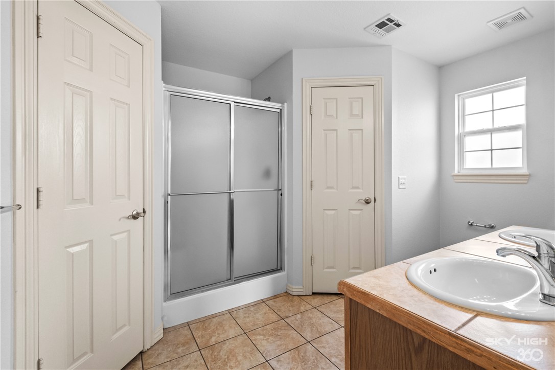 Centerpoint Sub Ph 9 Centerton - Residential Lease