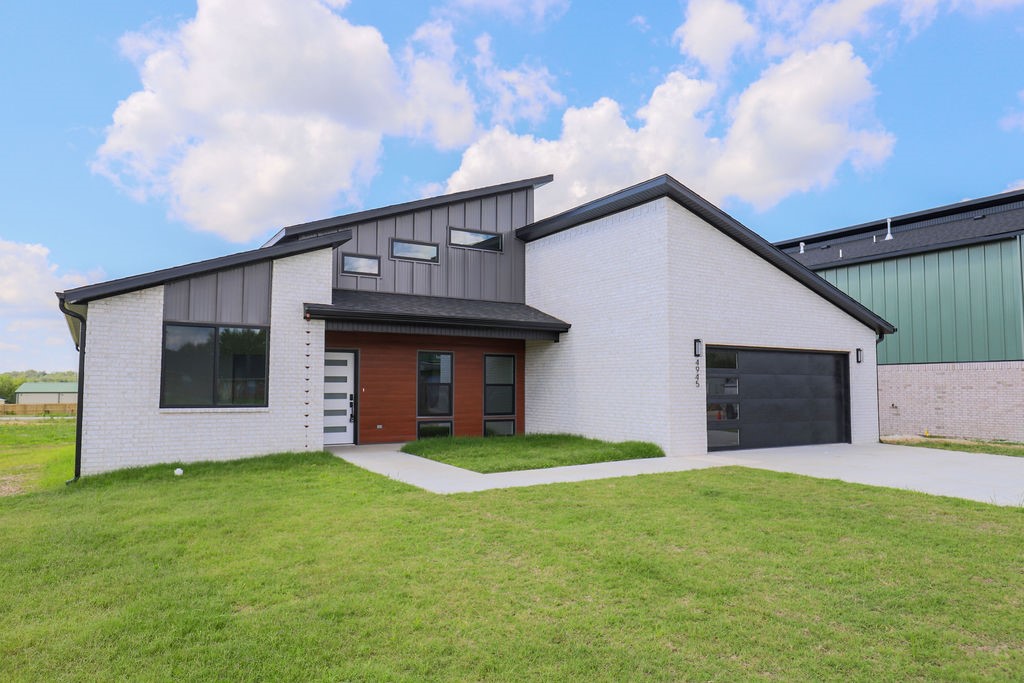 Hackberry Woods - Residential