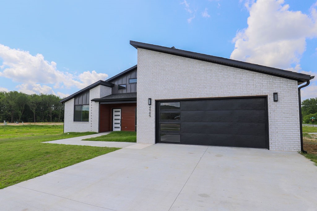 Hackberry Woods - Residential