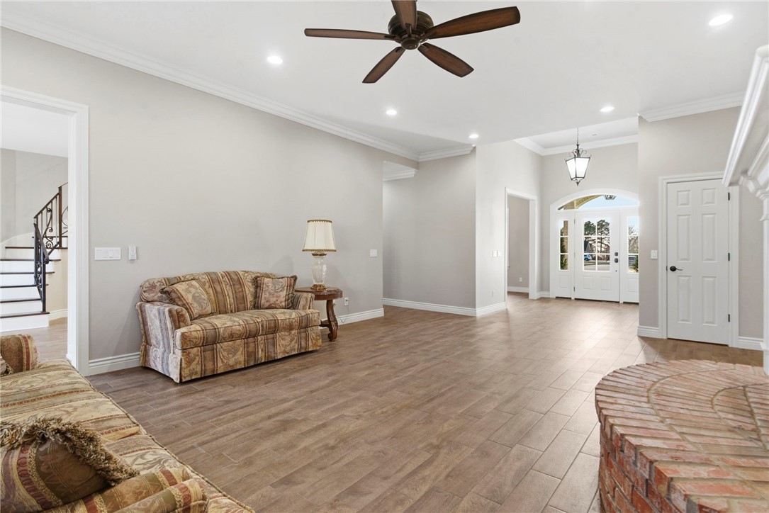 Southern Trace Rogers - Residential