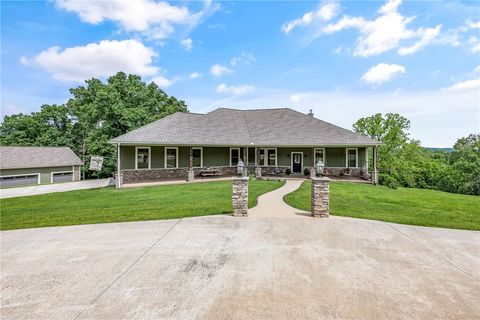 17530 Ellis Crossing Road Garfield AR 72732