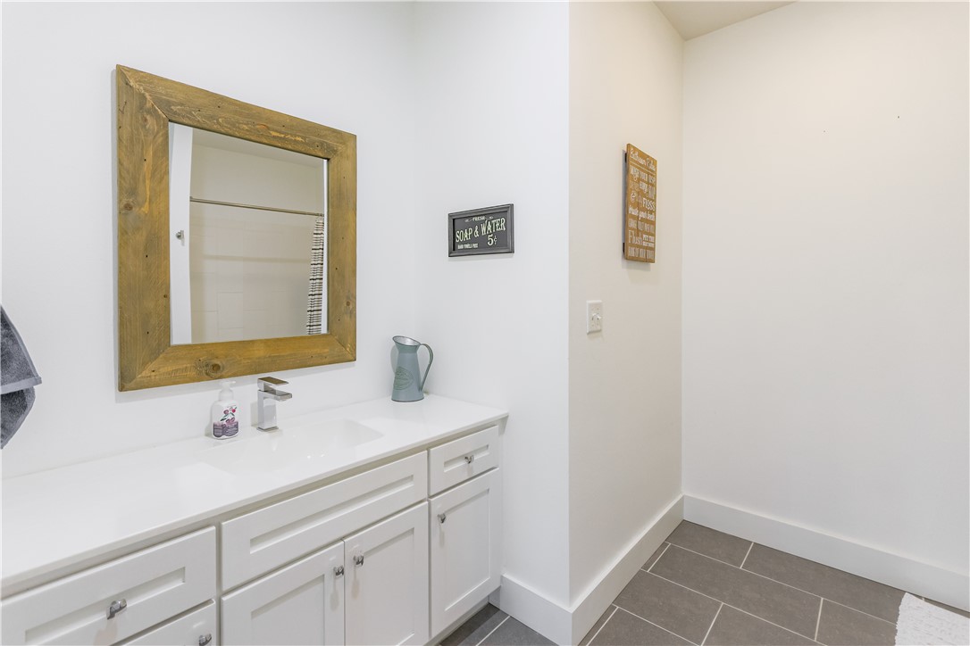 Lands End Sub Bvv - Residential