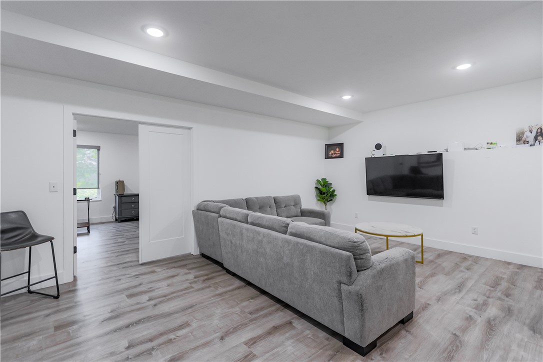 Lands End Sub Bvv - Residential