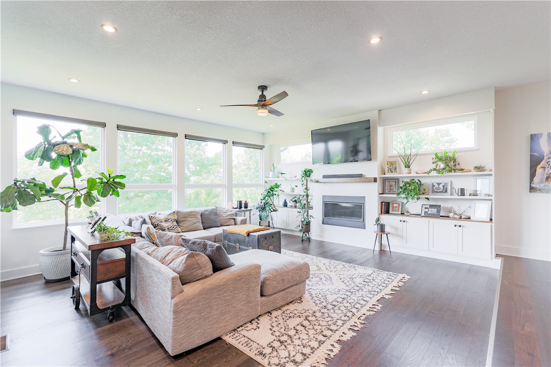 Lands End Sub Bvv - Residential