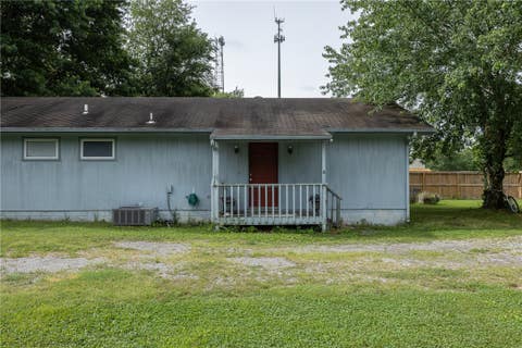 Photo of 404 NE 4Th Avenue, Gravette, AR 72736 (MLS # 1353374)