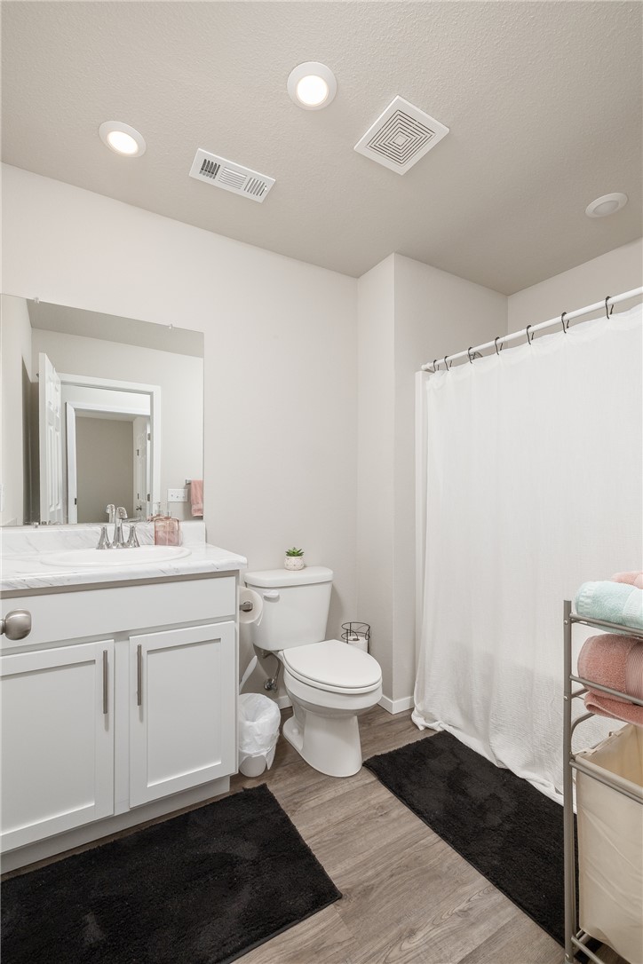 RIVERSIDE VILLAGE S/D PH 1.1 - Residential