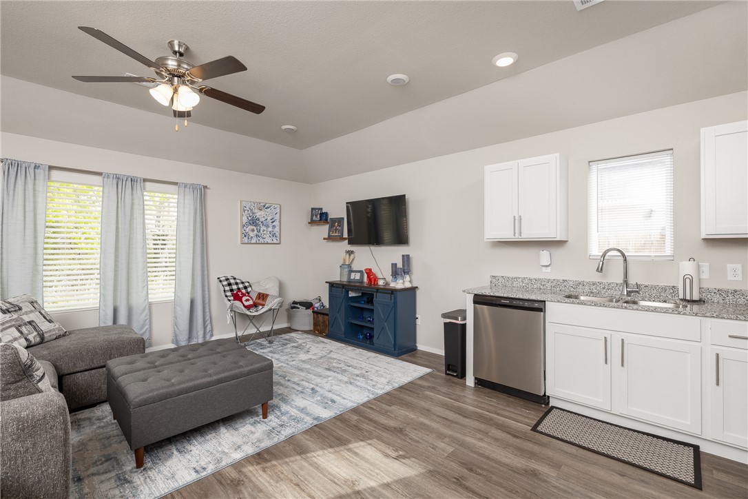 RIVERSIDE VILLAGE S/D PH 1.1 - Residential