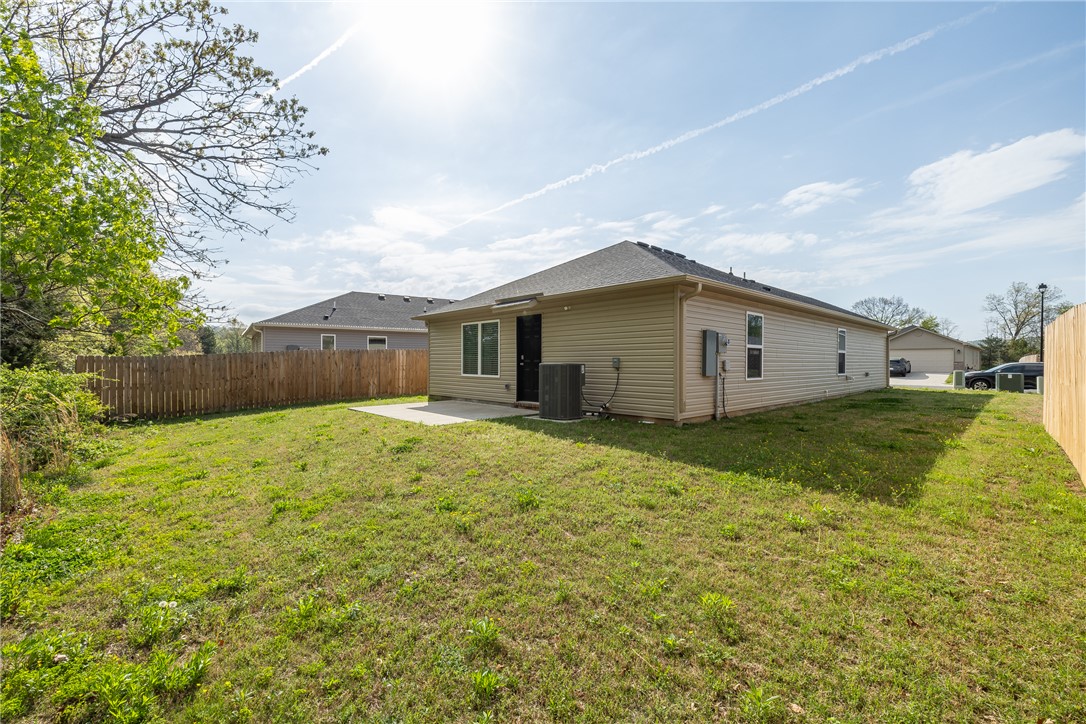 RIVERSIDE VILLAGE S/D PH 1.1 - Residential