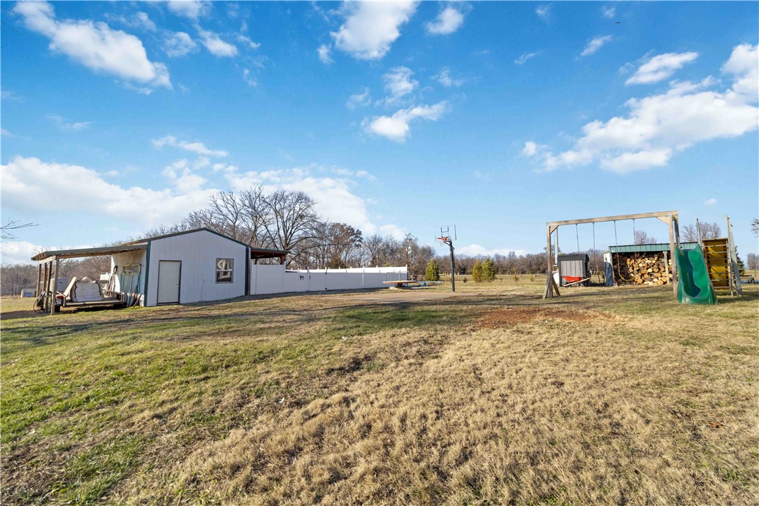 03-20-32-Gravette - Residential