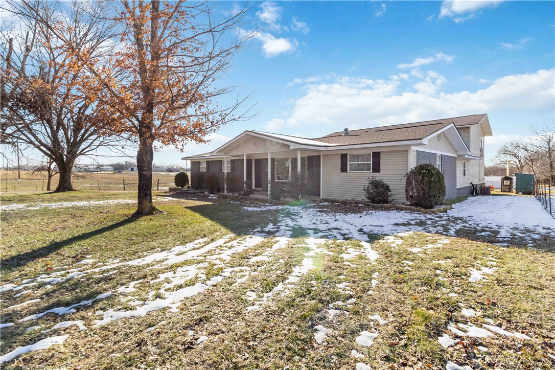 03-20-32-Gravette - Residential
