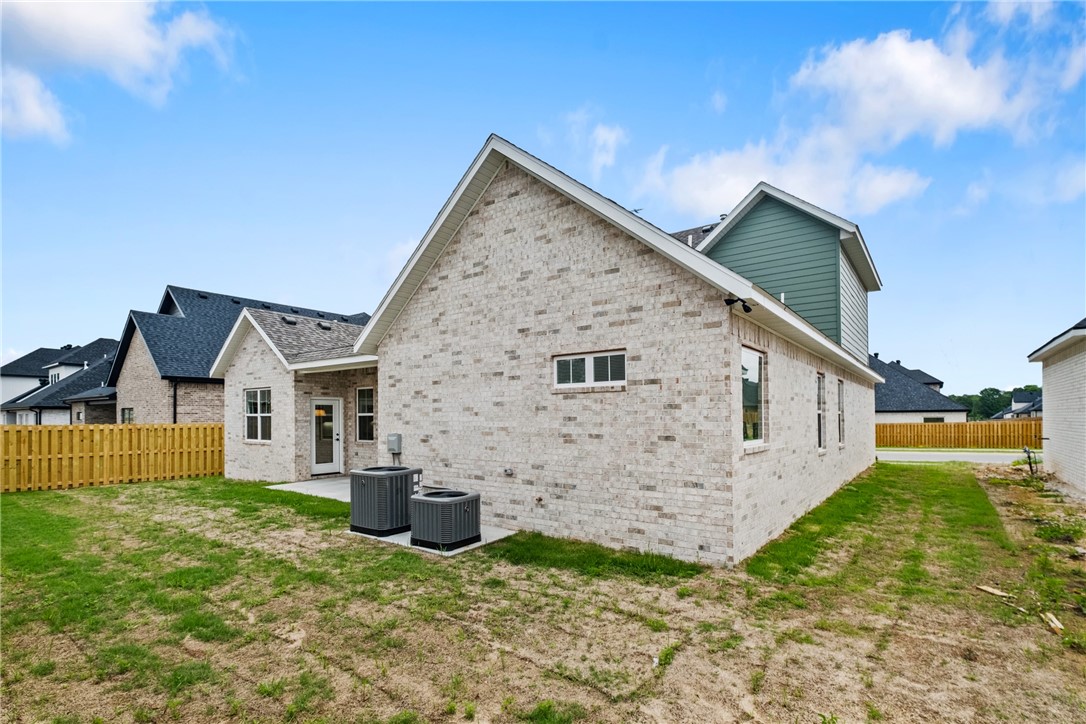 Silver Leaf Estates Ph I Centerton - Residential